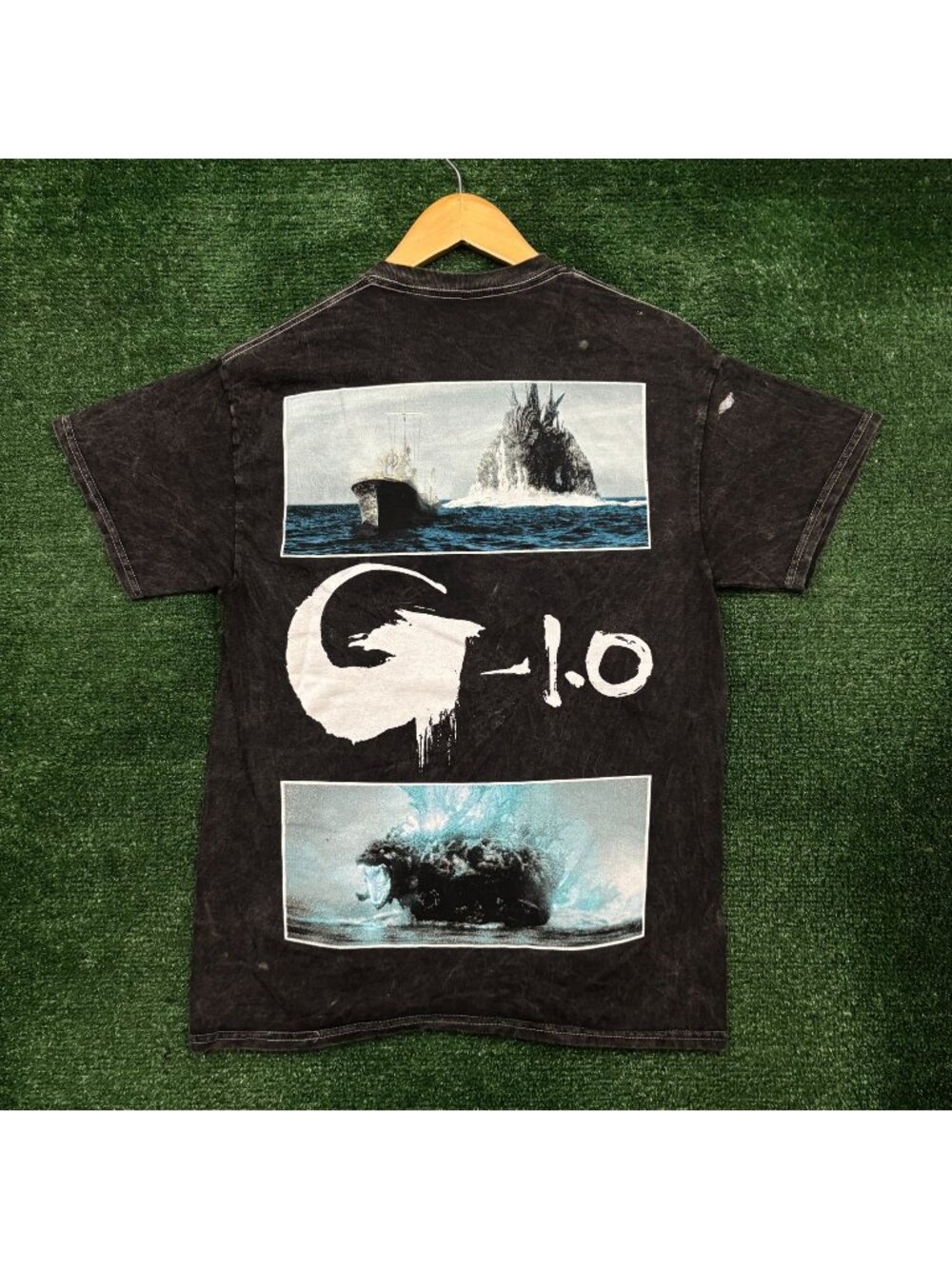 Godzilla King of Monsters G-1.0 Mineral Wash T-Shirt Size Medium